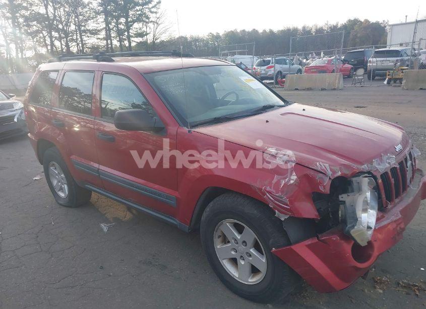 2005 Jeep Grand CHEROKEE LAREDO (VIN 1J4GR48K05C685666) main photo