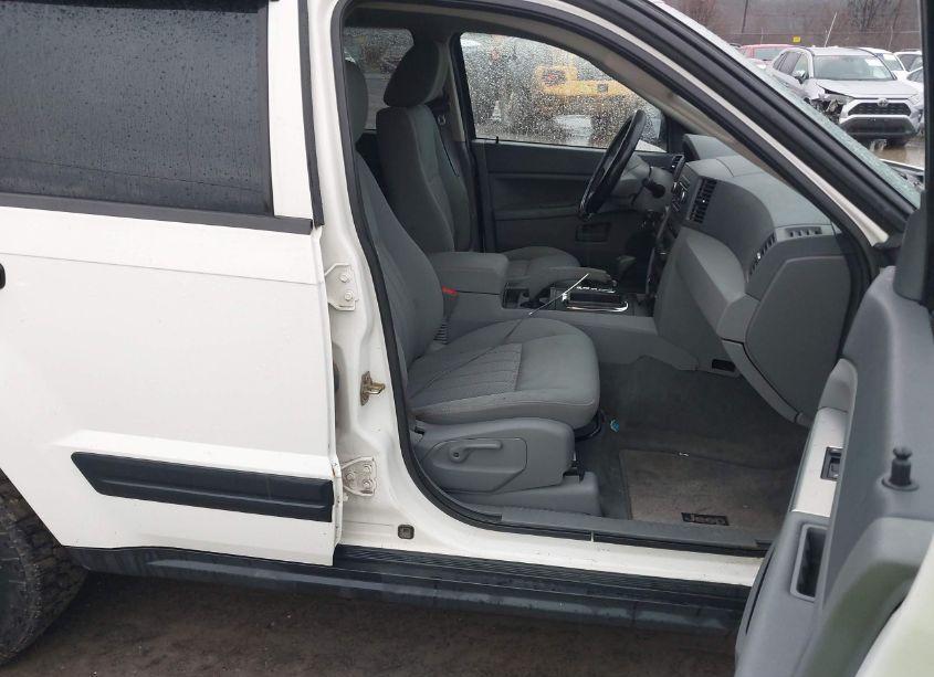Photo 5 of 2006 Jeep Grand CHEROKEE LAREDO (VIN 1J4GR48K06C349727)