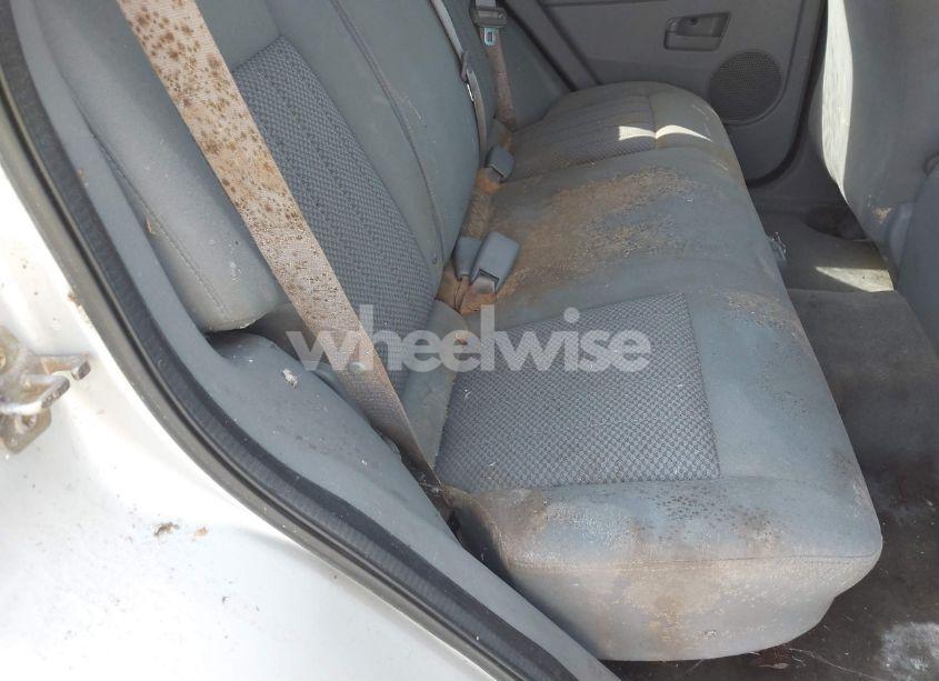 Photo 8 of 2005 Jeep Grand CHEROKEE LAREDO (VIN 1J4GR48K15C563141)