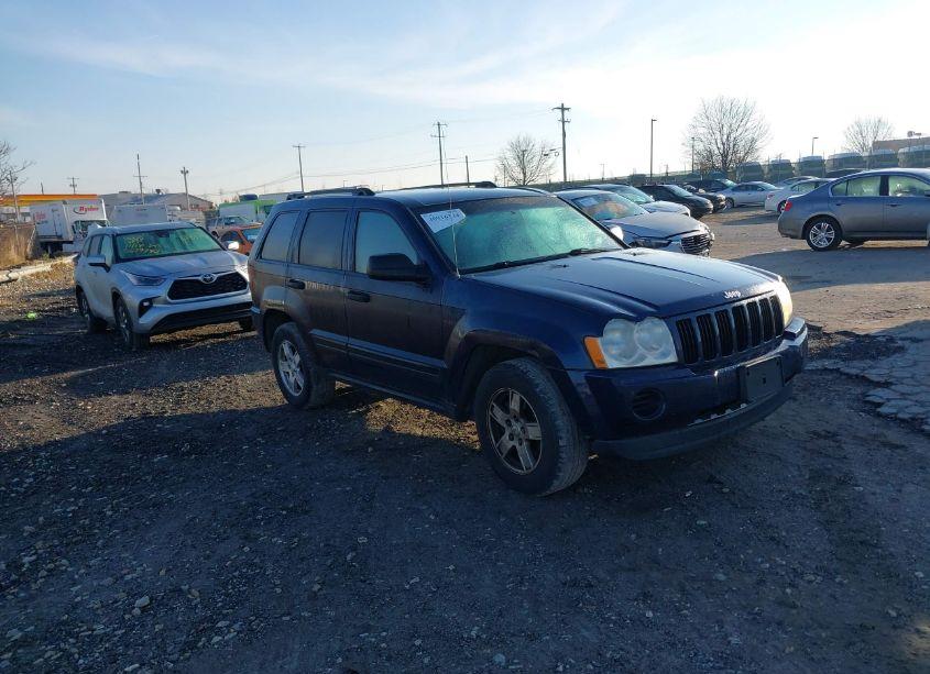 2005 Jeep Grand CHEROKEE LAREDO (VIN 1J4GR48K15C600074) main photo