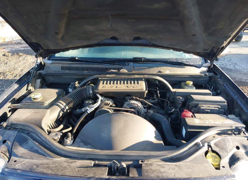 Photo 10 of 2005 Jeep Grand CHEROKEE LAREDO (VIN 1J4GR48K15C600074)