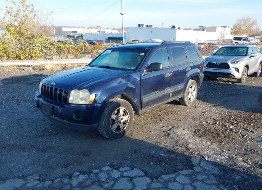 Photo 2 of 2005 Jeep Grand CHEROKEE LAREDO (VIN 1J4GR48K15C600074)