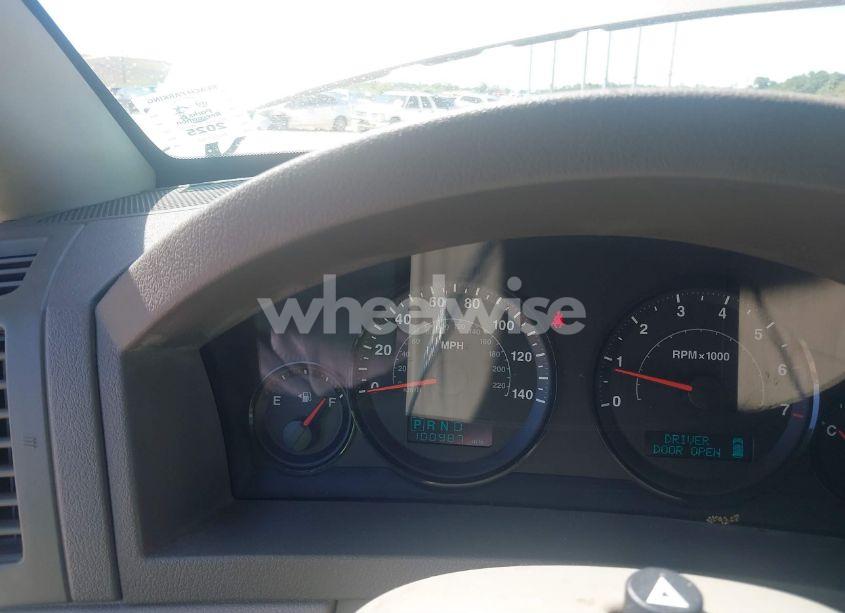 Photo 7 of 2005 Jeep Grand CHEROKEE LAREDO (VIN 1J4GR48K15C674899)