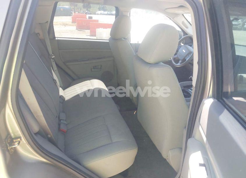 Photo 8 of 2005 Jeep Grand CHEROKEE LAREDO (VIN 1J4GR48K15C674899)