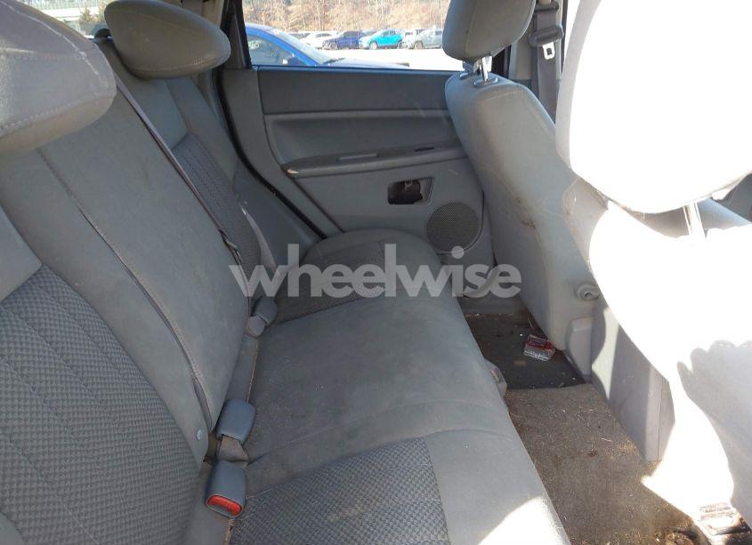 Photo 8 of 2006 Jeep Grand CHEROKEE LAREDO (VIN 1J4GR48K16C142277)