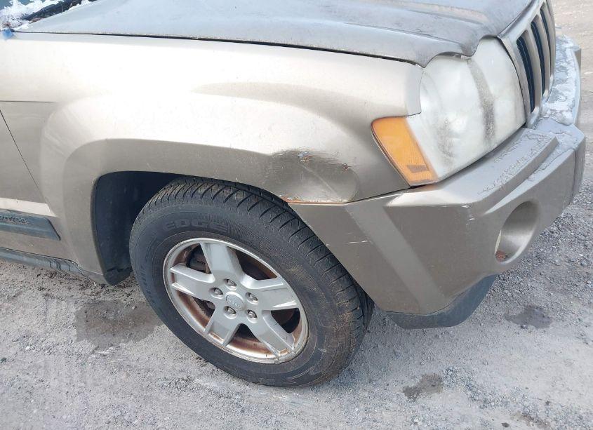 Photo 6 of 2005 Jeep Grand CHEROKEE LAREDO (VIN 1J4GR48K25C713550)