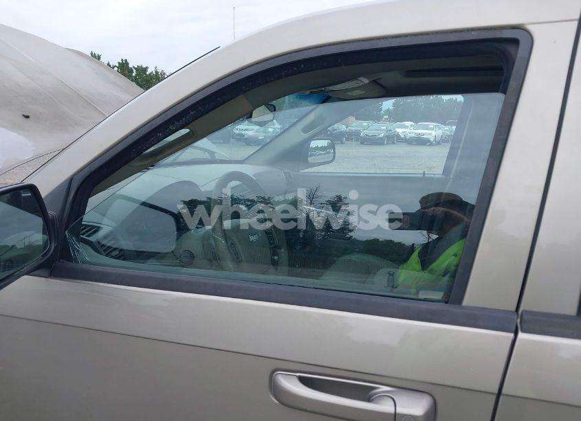 Photo 6 of 2006 Jeep Grand CHEROKEE LAREDO (VIN 1J4GR48K36C176950)