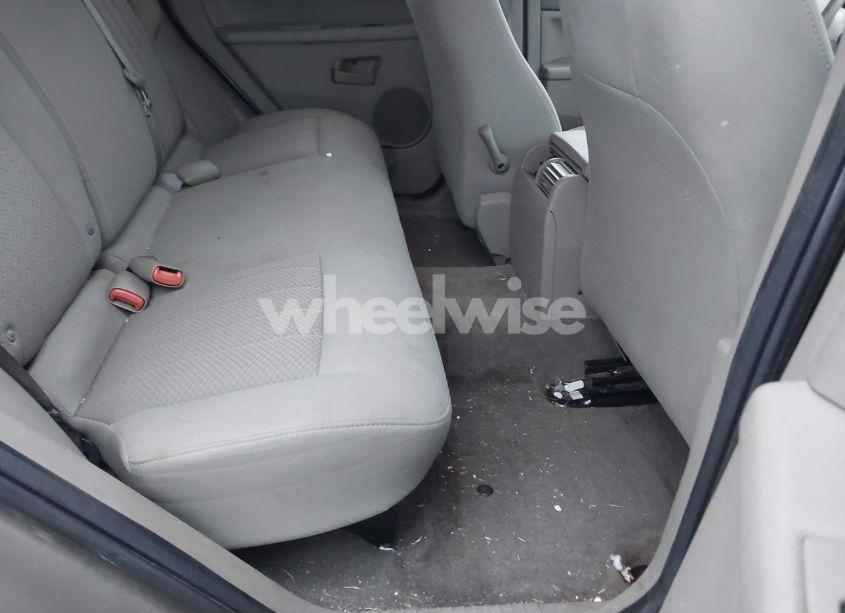 Photo 8 of 2006 Jeep Grand CHEROKEE LAREDO (VIN 1J4GR48K36C237049)