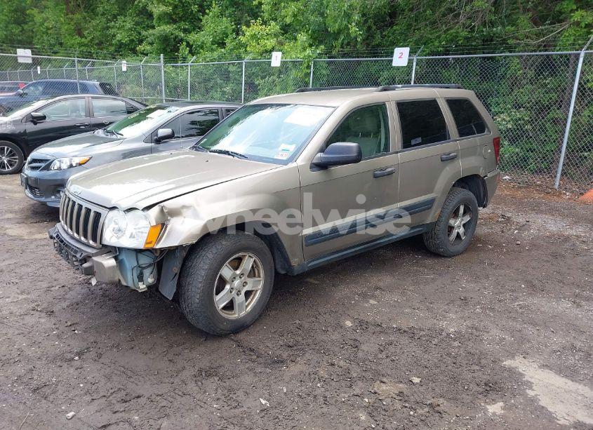 Photo 2 of 2005 Jeep Grand CHEROKEE LAREDO (VIN 1J4GR48K45C519974)