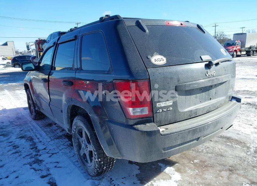 Photo 3 of 2005 Jeep Grand CHEROKEE LAREDO (VIN 1J4GR48K45C646661)