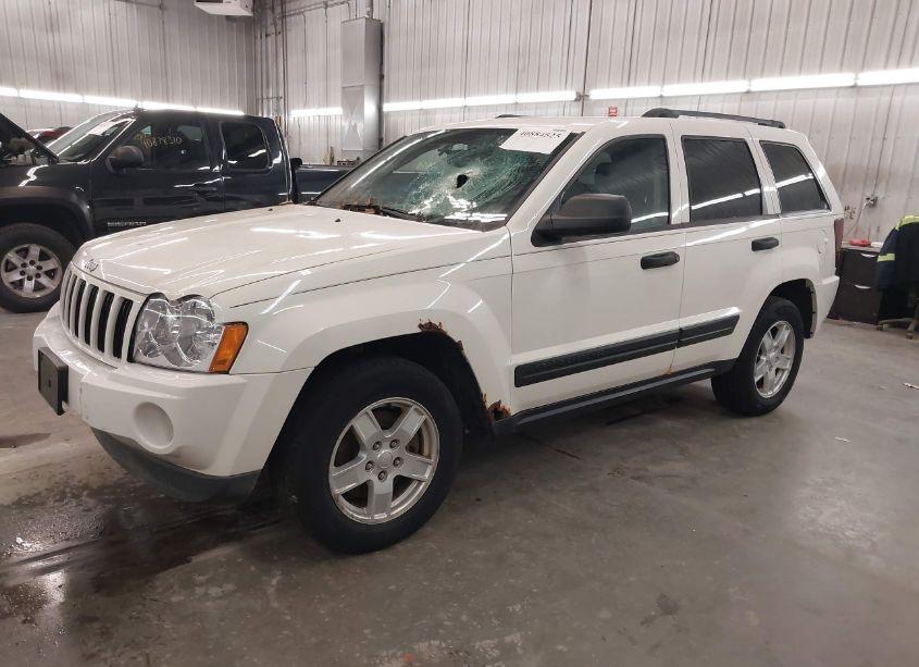 Photo 2 of 2006 Jeep Grand CHEROKEE LAREDO (VIN 1J4GR48K46C163415)