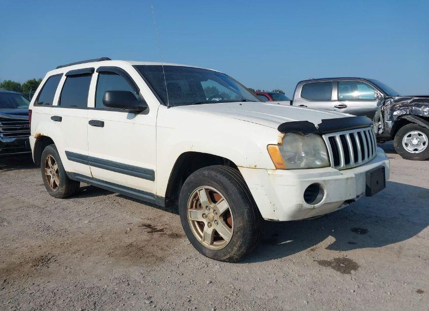 2005 Jeep Grand CHEROKEE LAREDO (VIN 1J4GR48K55C583859) main photo
