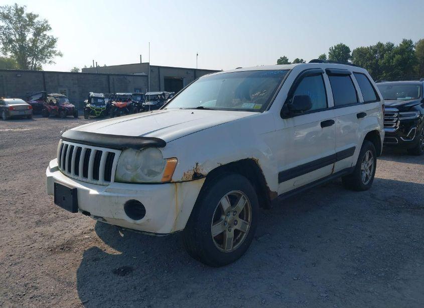 Photo 2 of 2005 Jeep Grand CHEROKEE LAREDO (VIN 1J4GR48K55C583859)