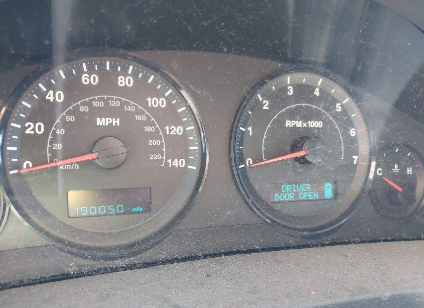 Photo 7 of 2005 Jeep Grand CHEROKEE LAREDO (VIN 1J4GR48K55C658883)