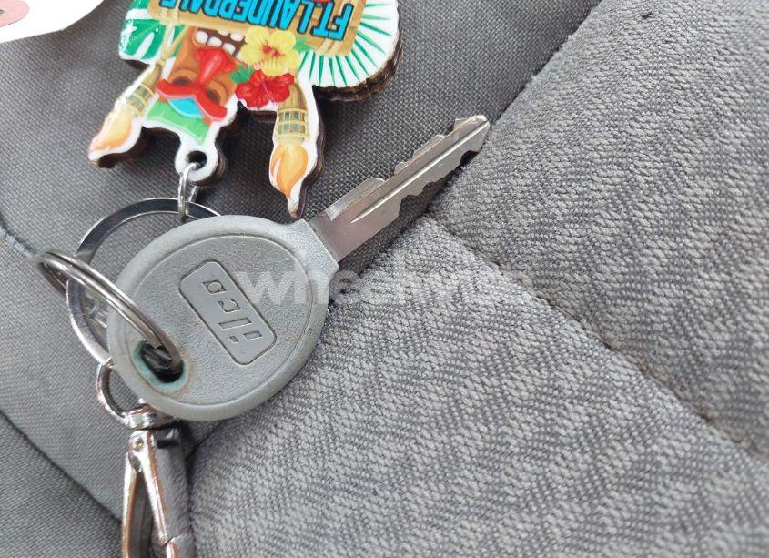 Photo 11 of 2005 Jeep Grand CHEROKEE LAREDO (VIN 1J4GR48K55C693357)