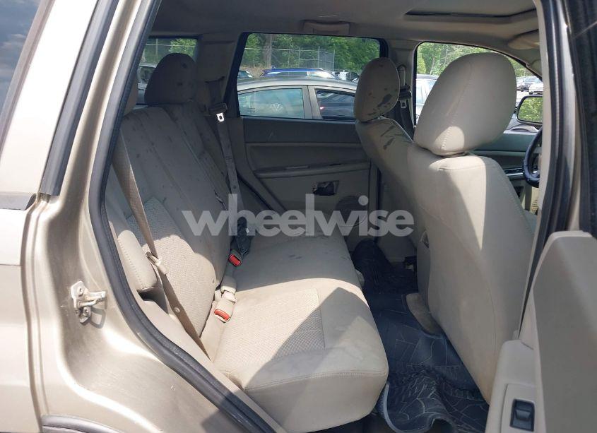 Photo 8 of 2005 Jeep Grand CHEROKEE LAREDO (VIN 1J4GR48K55C693357)