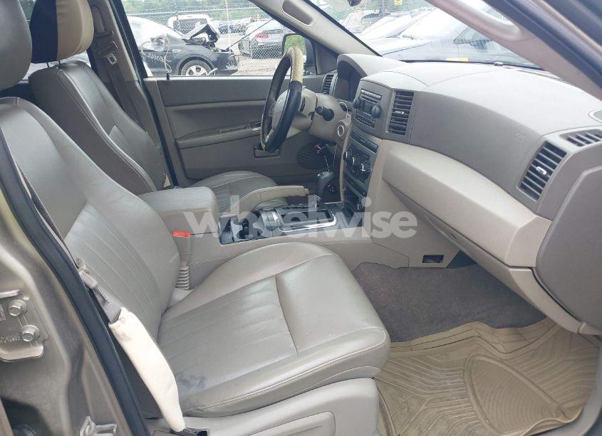 Photo 5 of 2005 Jeep Grand CHEROKEE LAREDO (VIN 1J4GR48K65C513268)