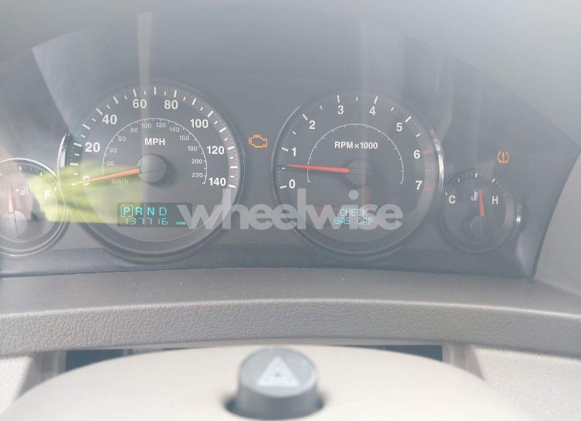 Photo 7 of 2005 Jeep Grand CHEROKEE LAREDO (VIN 1J4GR48K65C513268)