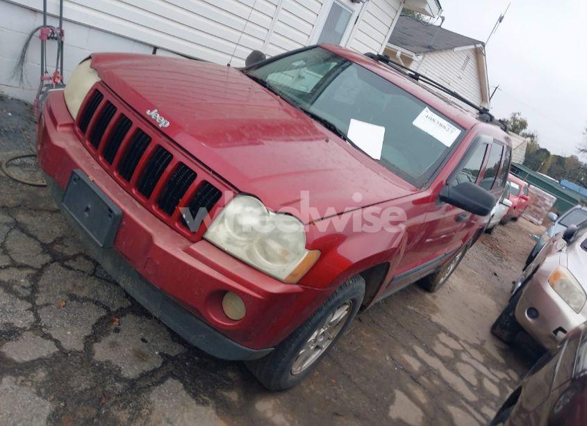 Photo 2 of 2005 Jeep Grand CHEROKEE LAREDO (VIN 1J4GR48K65C562857)