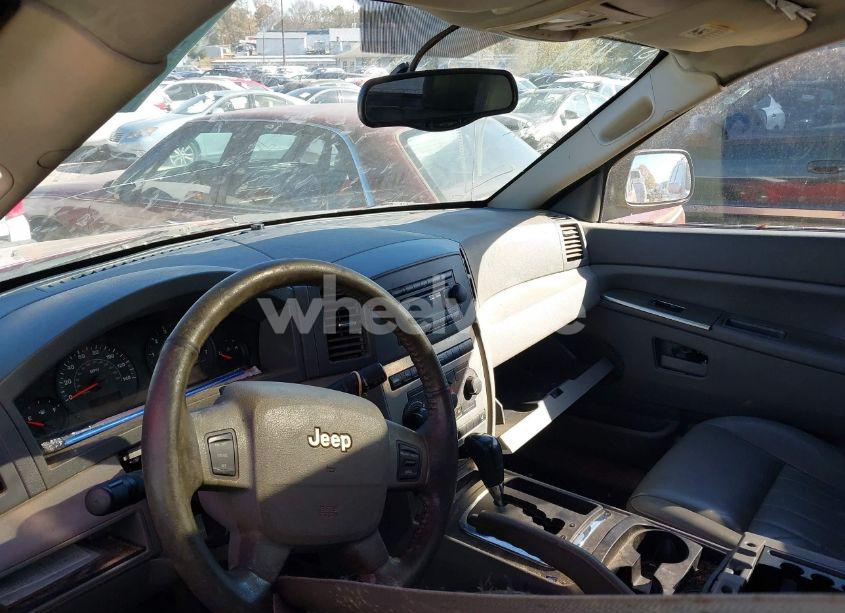 Photo 5 of 2005 Jeep Grand CHEROKEE LAREDO (VIN 1J4GR48K65C562857)