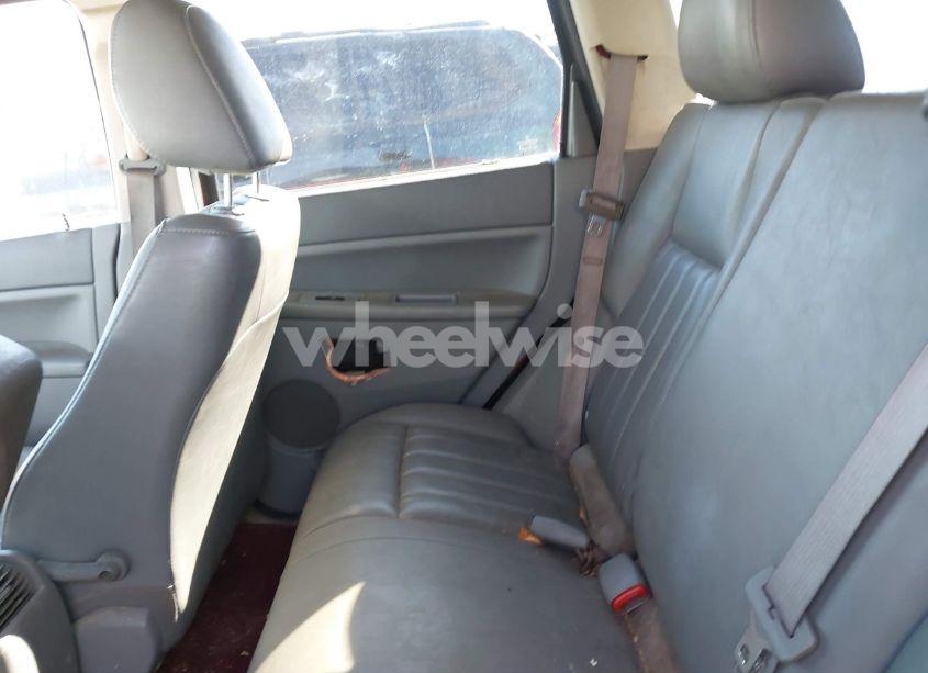 Photo 8 of 2005 Jeep Grand CHEROKEE LAREDO (VIN 1J4GR48K65C562857)