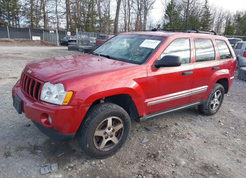 Photo 2 of 2005 Jeep Grand CHEROKEE LAREDO (VIN 1J4GR48K65C647178)