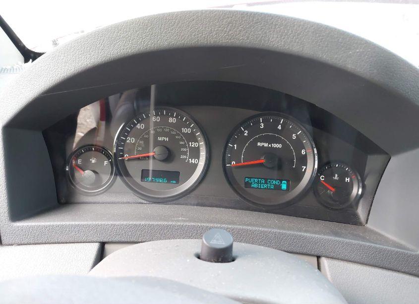 Photo 7 of 2005 Jeep Grand CHEROKEE LAREDO (VIN 1J4GR48K65C647178)