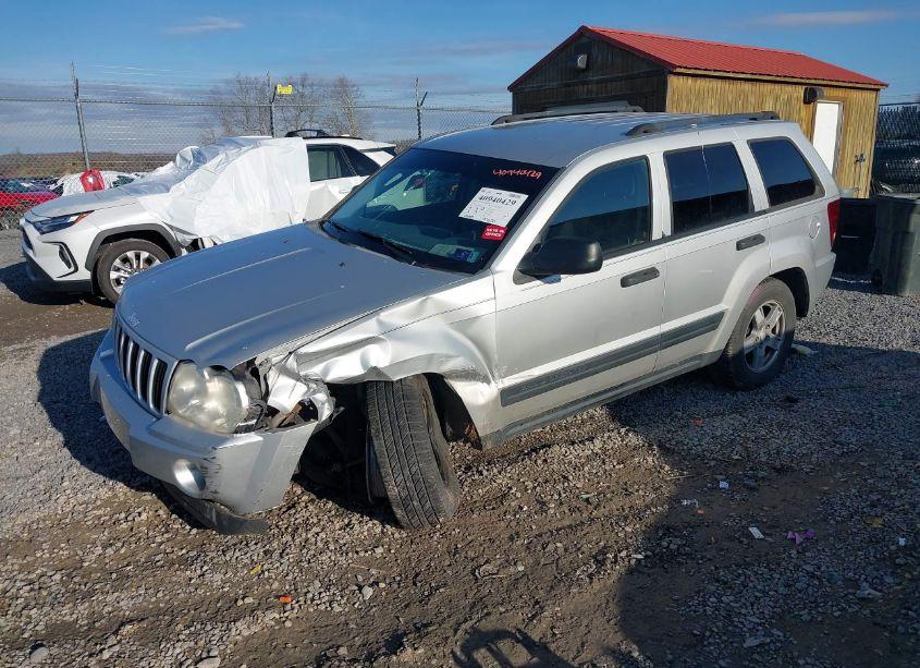 Photo 2 of 2005 Jeep Grand CHEROKEE LAREDO (VIN 1J4GR48K65C655023)