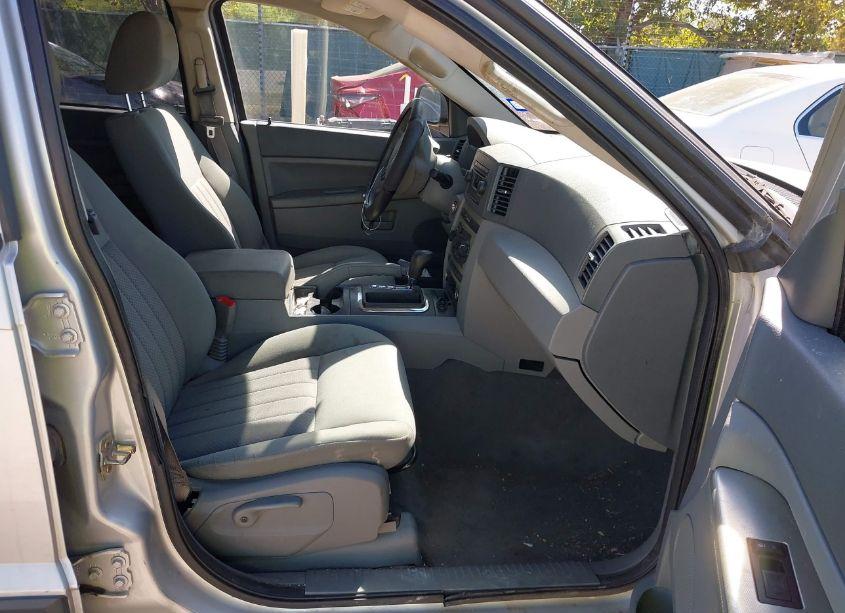 Photo 5 of 2005 Jeep Grand CHEROKEE LAREDO (VIN 1J4GR48K65C659086)