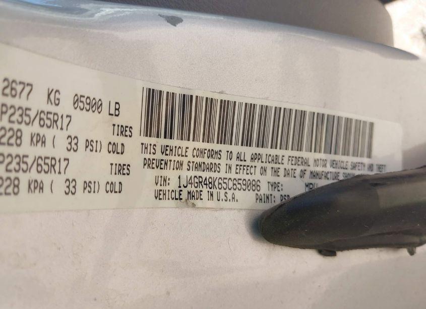 Photo 9 of 2005 Jeep Grand CHEROKEE LAREDO (VIN 1J4GR48K65C659086)