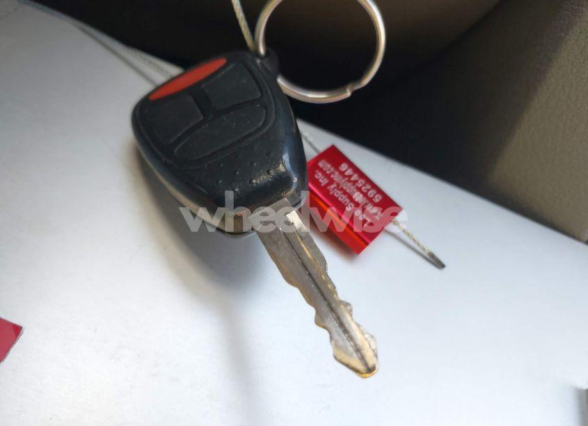 Photo 11 of 2005 Jeep Grand CHEROKEE LAREDO (VIN 1J4GR48K65C714751)