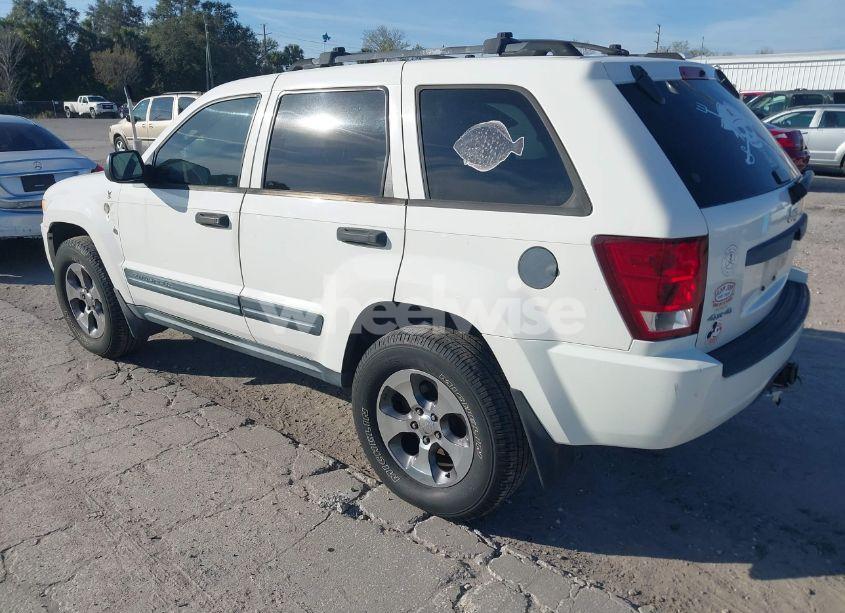 Photo 3 of 2005 Jeep Grand CHEROKEE LAREDO (VIN 1J4GR48K65C714751)