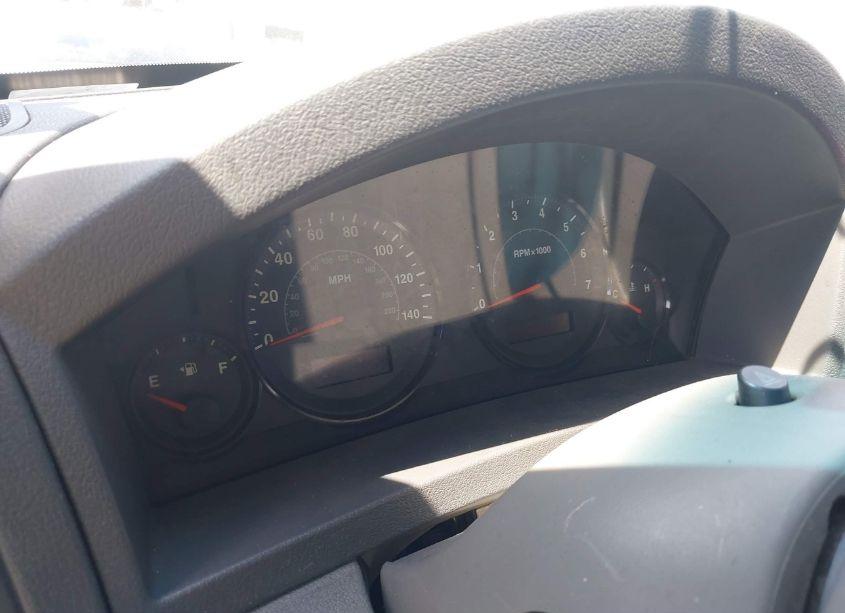 Photo 7 of 2005 Jeep Grand CHEROKEE LAREDO (VIN 1J4GR48K65C718881)