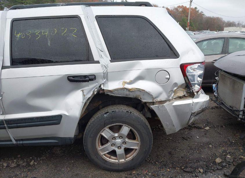 Photo 6 of 2005 Jeep Grand CHEROKEE LAREDO (VIN 1J4GR48K75C596774)