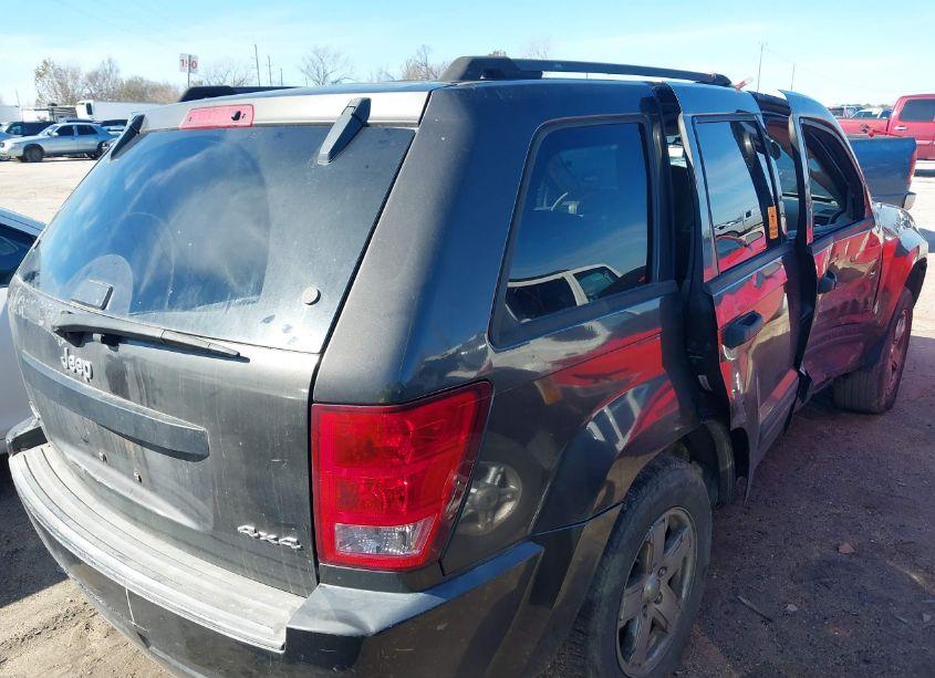 Photo 4 of 2005 Jeep Grand CHEROKEE LAREDO (VIN 1J4GR48K75C693828)