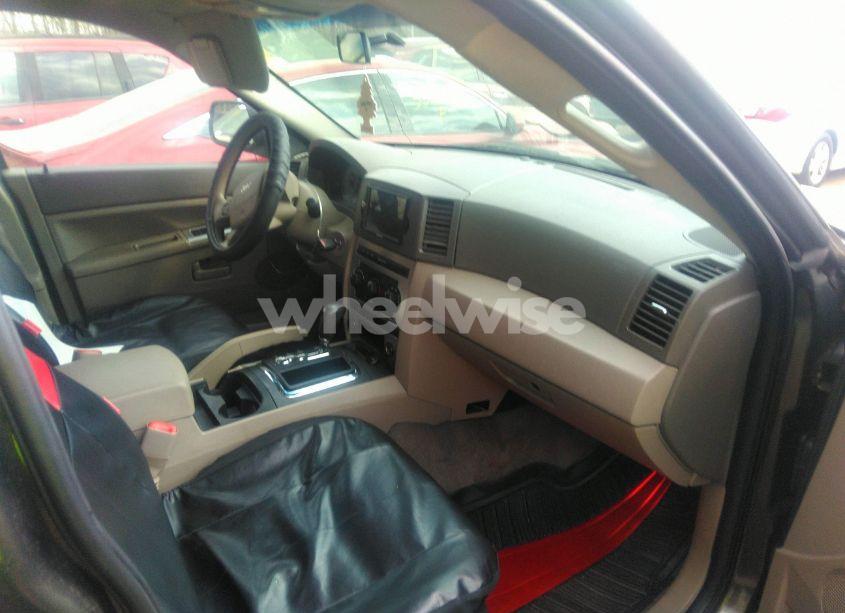 Photo 5 of 2006 Jeep Grand CHEROKEE LAREDO (VIN 1J4GR48K76C290577)