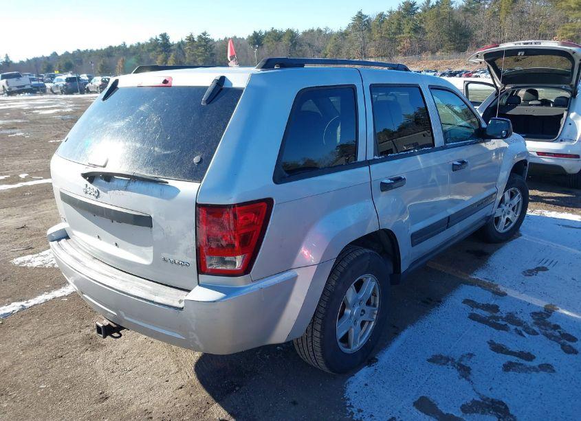 Photo 4 of 2005 Jeep Grand CHEROKEE LAREDO (VIN 1J4GR48K85C529147)