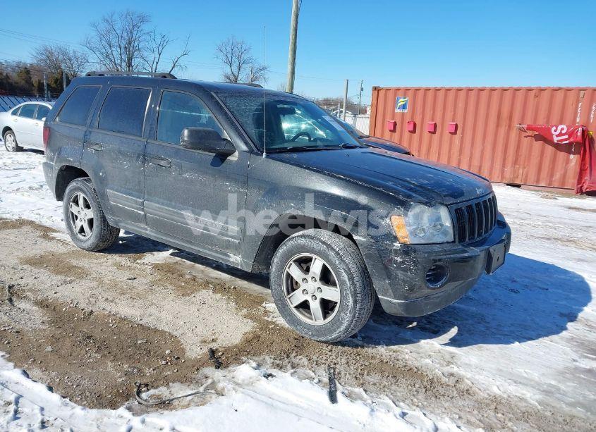 2005 Jeep Grand CHEROKEE LAREDO (VIN 1J4GR48K85C628017) main photo