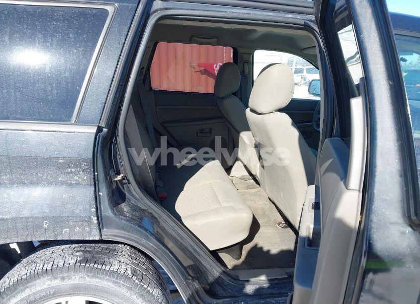 Photo 8 of 2005 Jeep Grand CHEROKEE LAREDO (VIN 1J4GR48K85C628017)