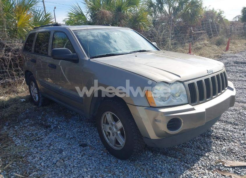 2005 Jeep Grand CHEROKEE LAREDO (VIN 1J4GR48K85C629829) main photo