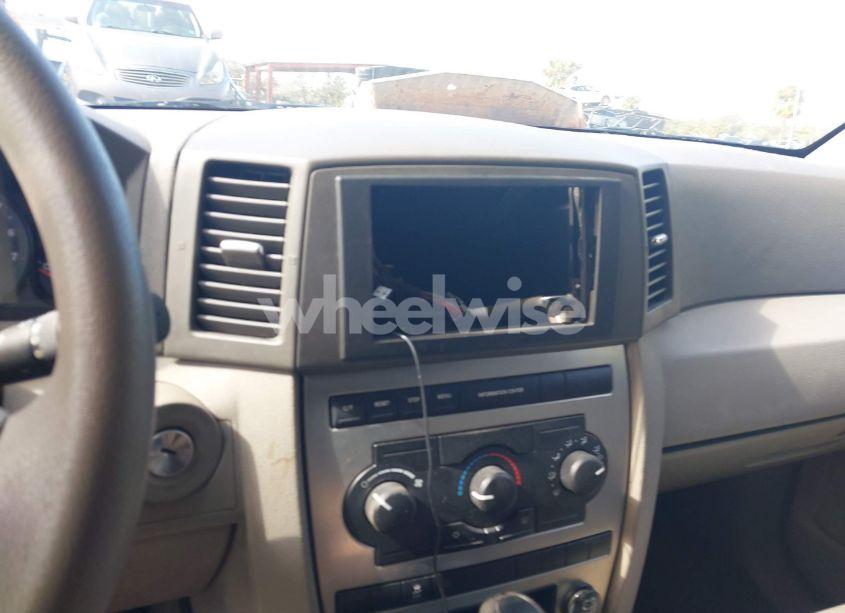 Photo 13 of 2005 Jeep Grand CHEROKEE LAREDO (VIN 1J4GR48K85C629829)