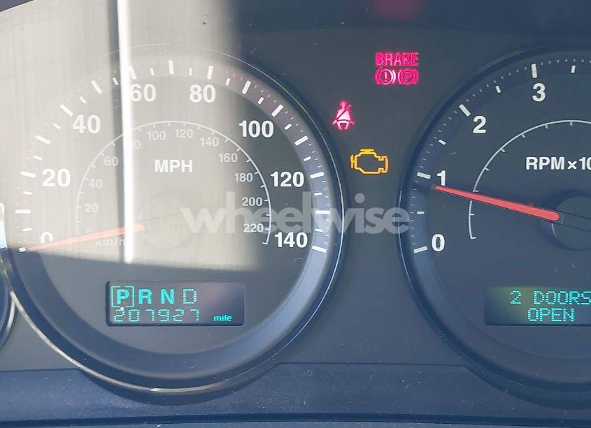 Photo 7 of 2005 Jeep Grand CHEROKEE LAREDO (VIN 1J4GR48K95C652391)