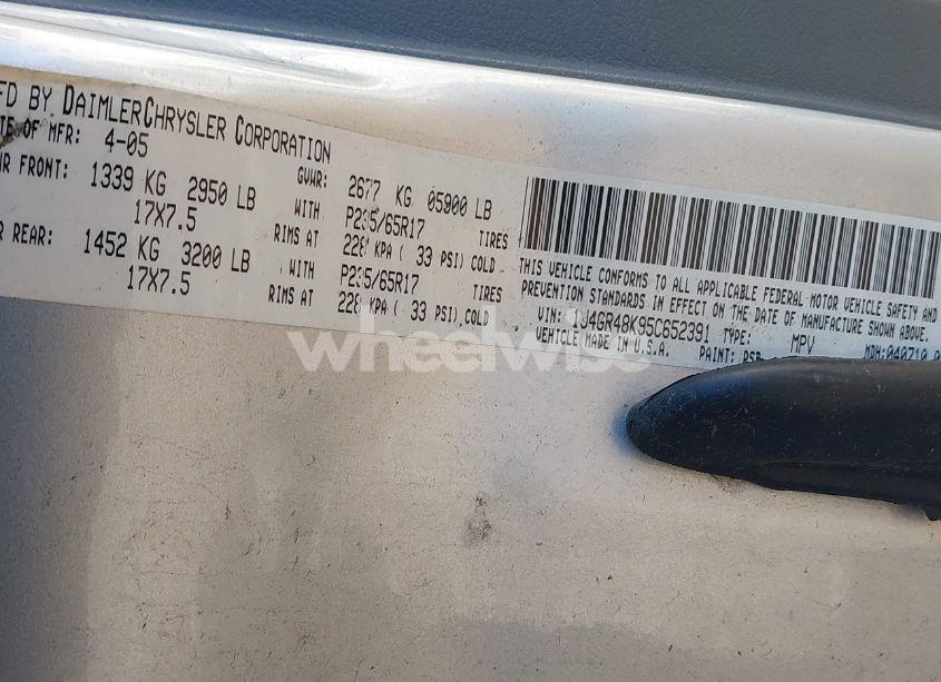 Photo 9 of 2005 Jeep Grand CHEROKEE LAREDO (VIN 1J4GR48K95C652391)