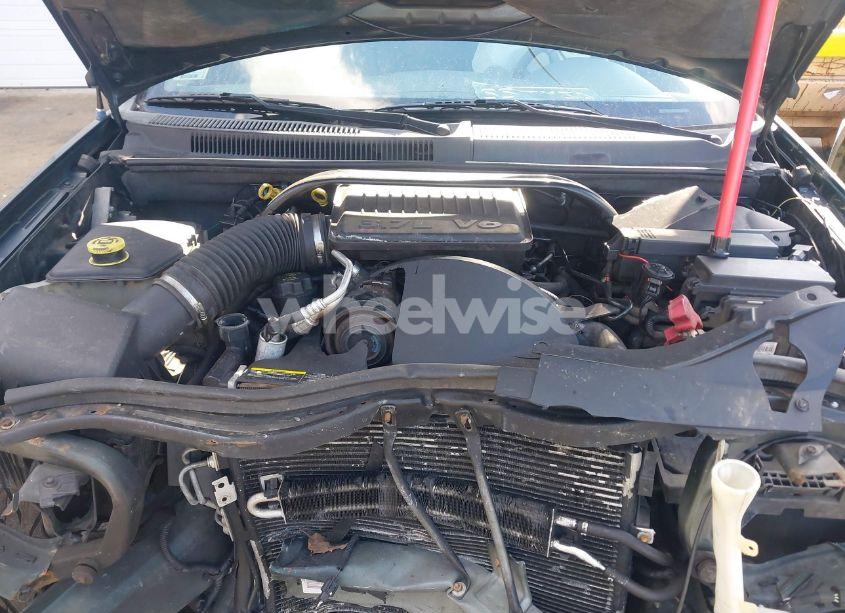 Photo 10 of 2005 Jeep Grand CHEROKEE LAREDO (VIN 1J4GR48K95C674665)