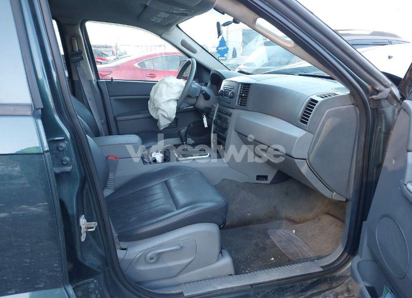 Photo 5 of 2005 Jeep Grand CHEROKEE LAREDO (VIN 1J4GR48K95C674665)