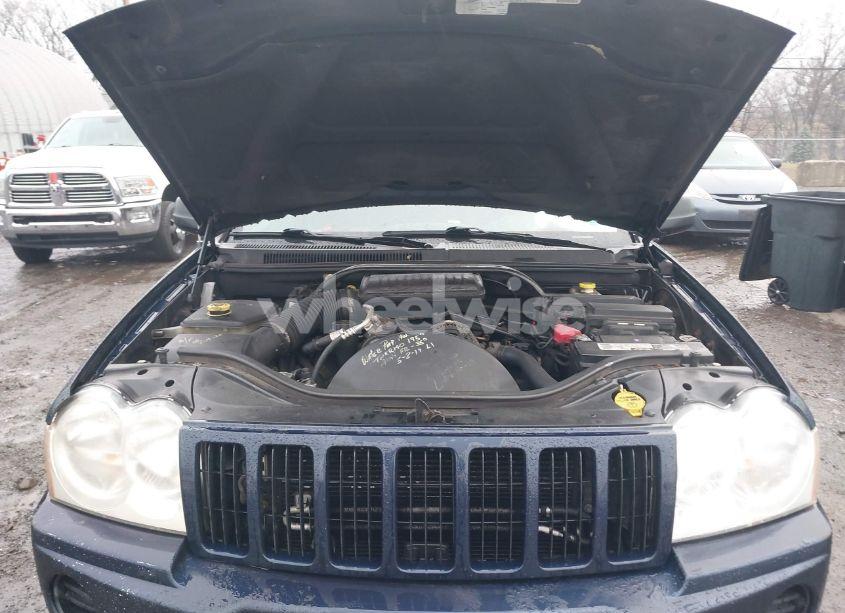 Photo 10 of 2005 Jeep Grand CHEROKEE LAREDO (VIN 1J4GR48K95C674777)