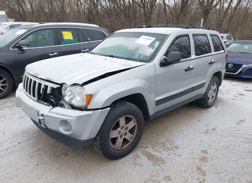 Photo 2 of 2005 Jeep Grand CHEROKEE LAREDO (VIN 1J4GR48KX5C536245)