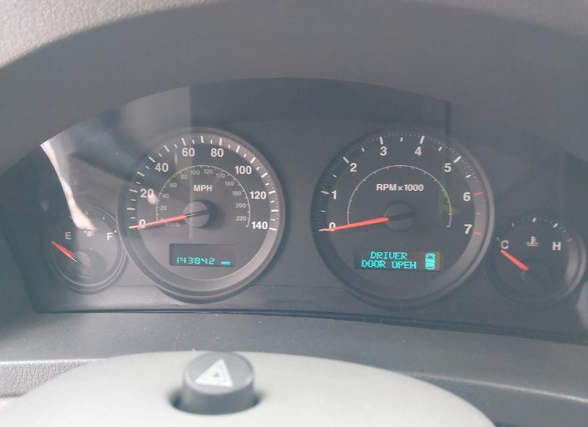 Photo 7 of 2005 Jeep Grand CHEROKEE LAREDO (VIN 1J4GR48KX5C536245)