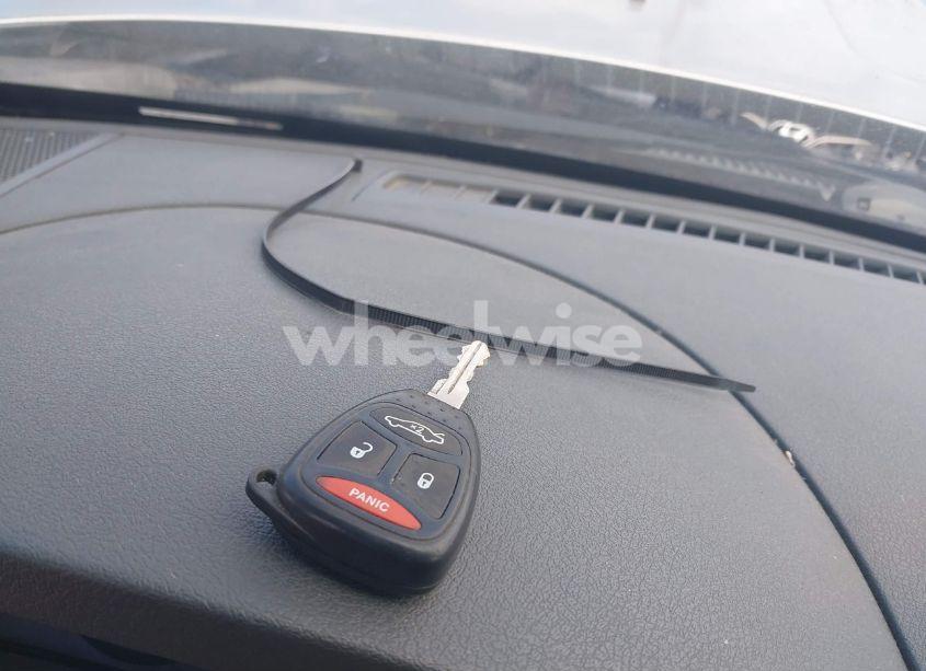 Photo 11 of 2005 Jeep Grand CHEROKEE LAREDO (VIN 1J4GR48KX5C567771)