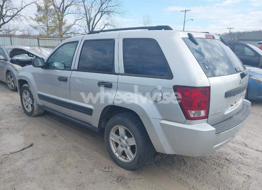 Photo 3 of 2005 Jeep Grand CHEROKEE LAREDO (VIN 1J4GR48KX5C567771)